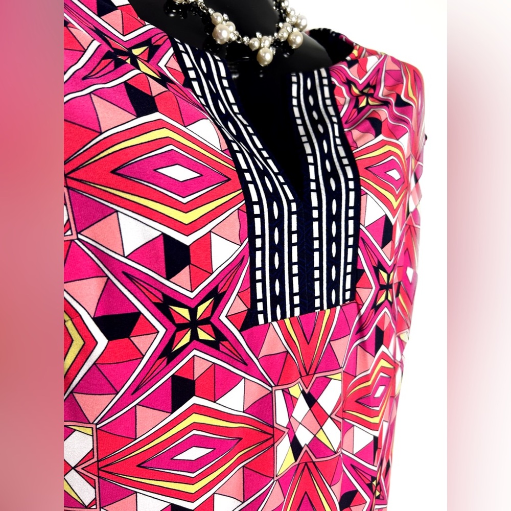 Pink and Black Kaleidoscope Patterned Dress - Picture 7 of 11